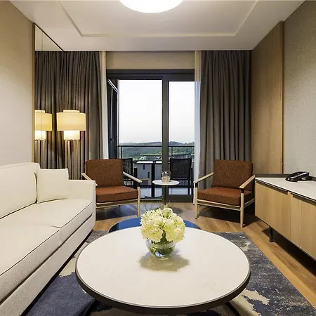 Moevenpick Living Camlivadi מלון *
