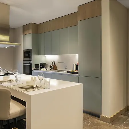 Hotel Moevenpick Living Camlivadi *