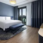 Hotel Moevenpick Living Camlivadi *